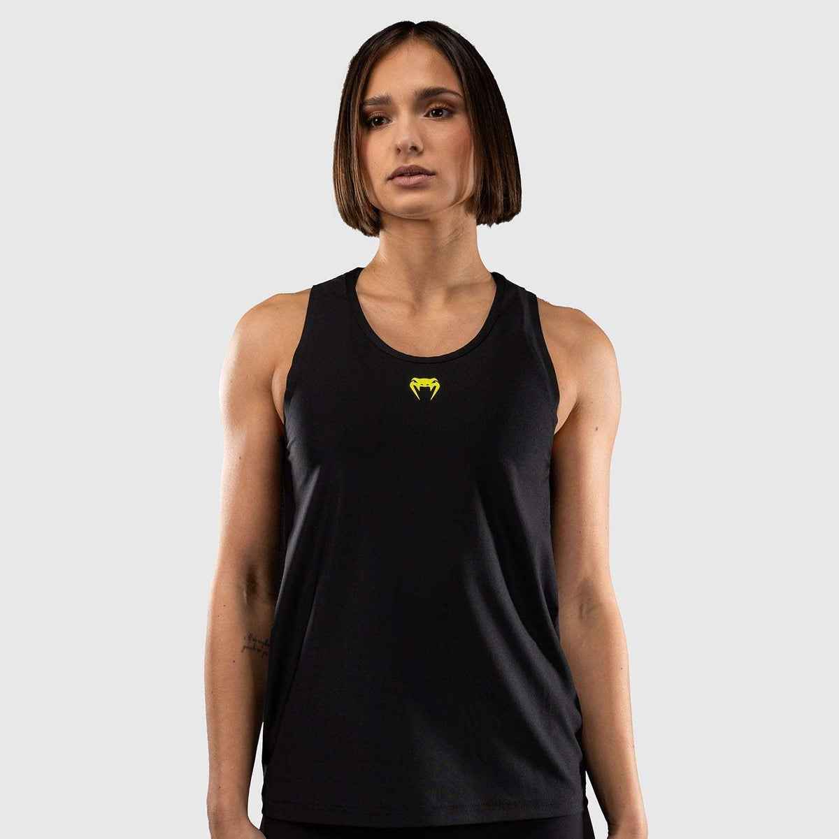 Débardeur femme Dry Tech Venum Lazer noir jaune respirant slim fitness