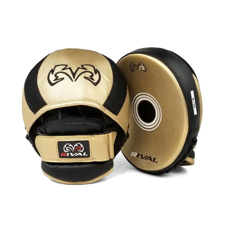 Pattes d’Ours Rival Evolution RPM11 L/XL or, rembourrage mousse haute densité, surface de frappe pré-courbée, microfibre résistante, entraînement boxe intensif