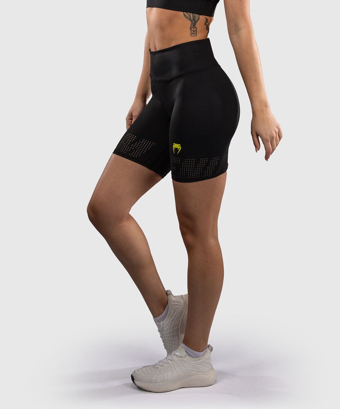 Short de Compression Venum Lazer femme noir jaune pour entraînement et fitness