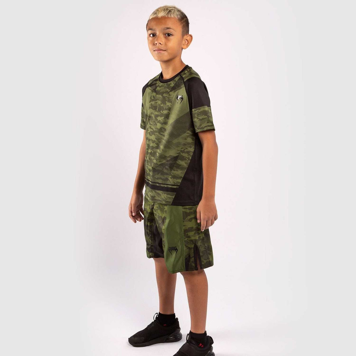 T-shirt Dry Tech enfant Venum Trooper kaki noir respirant et léger pour sport