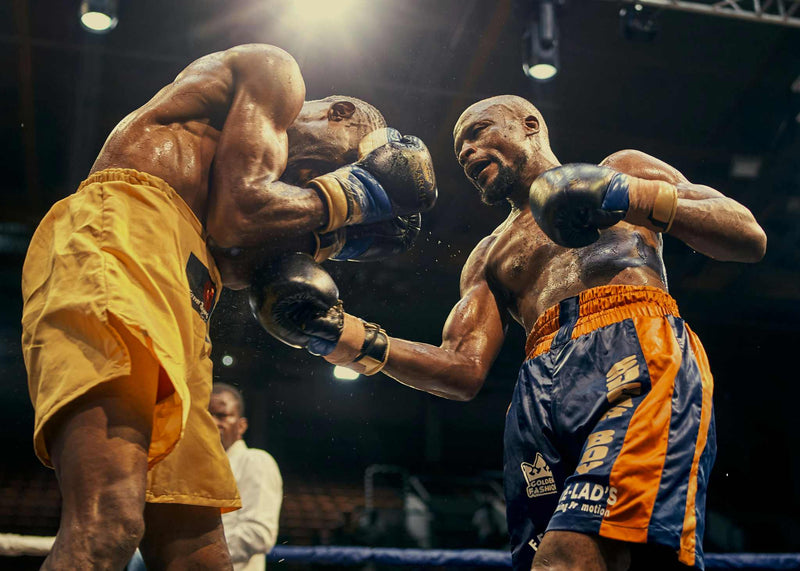 Combat de deux boxeurs de boxe anglaise