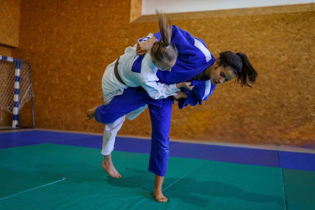 Techniques de base du judo : Gokyo et 40 projections en action lors d'un entraînement