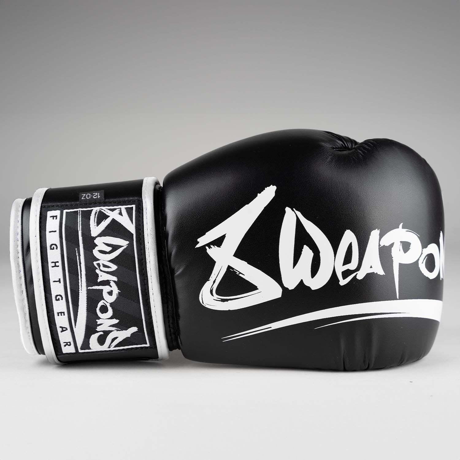 Gants de boxe 8 WEAPONS Unlimited 2.0 noir et blanc avec mousse haute densité et fermeture velcro