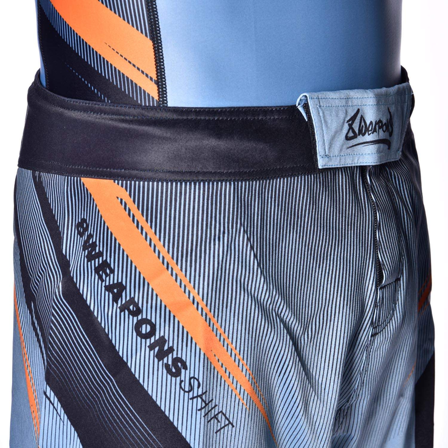 Fightshort 8 WEAPONS gris glacé orange coupe ergonomique pour MMA et sports de combat