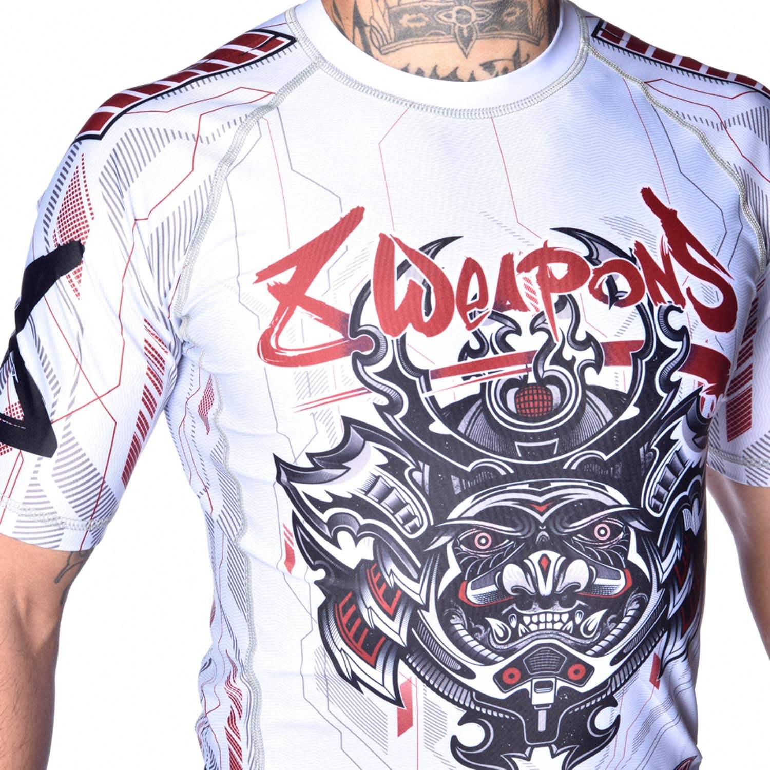 Rashguard manches courtes 8 WEAPONS Samurai 2.0 blanc et rouge pour entraînement MMA et sports de combat