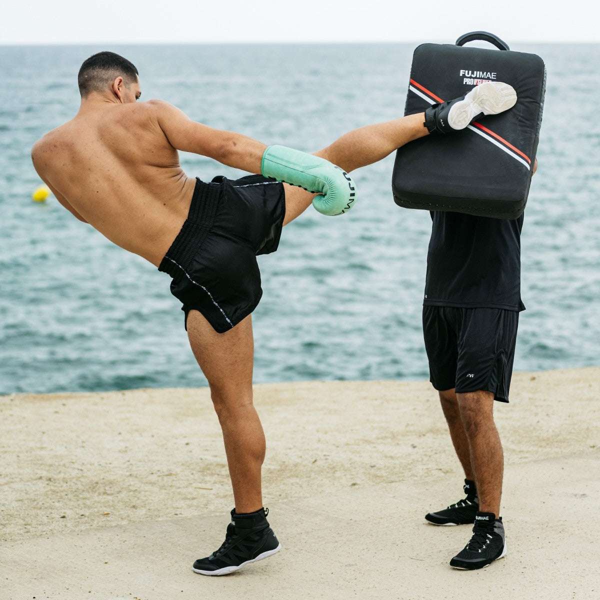 Bouclier Low Kick cuir FUJIMAE ProSeries 2.0 - Noir