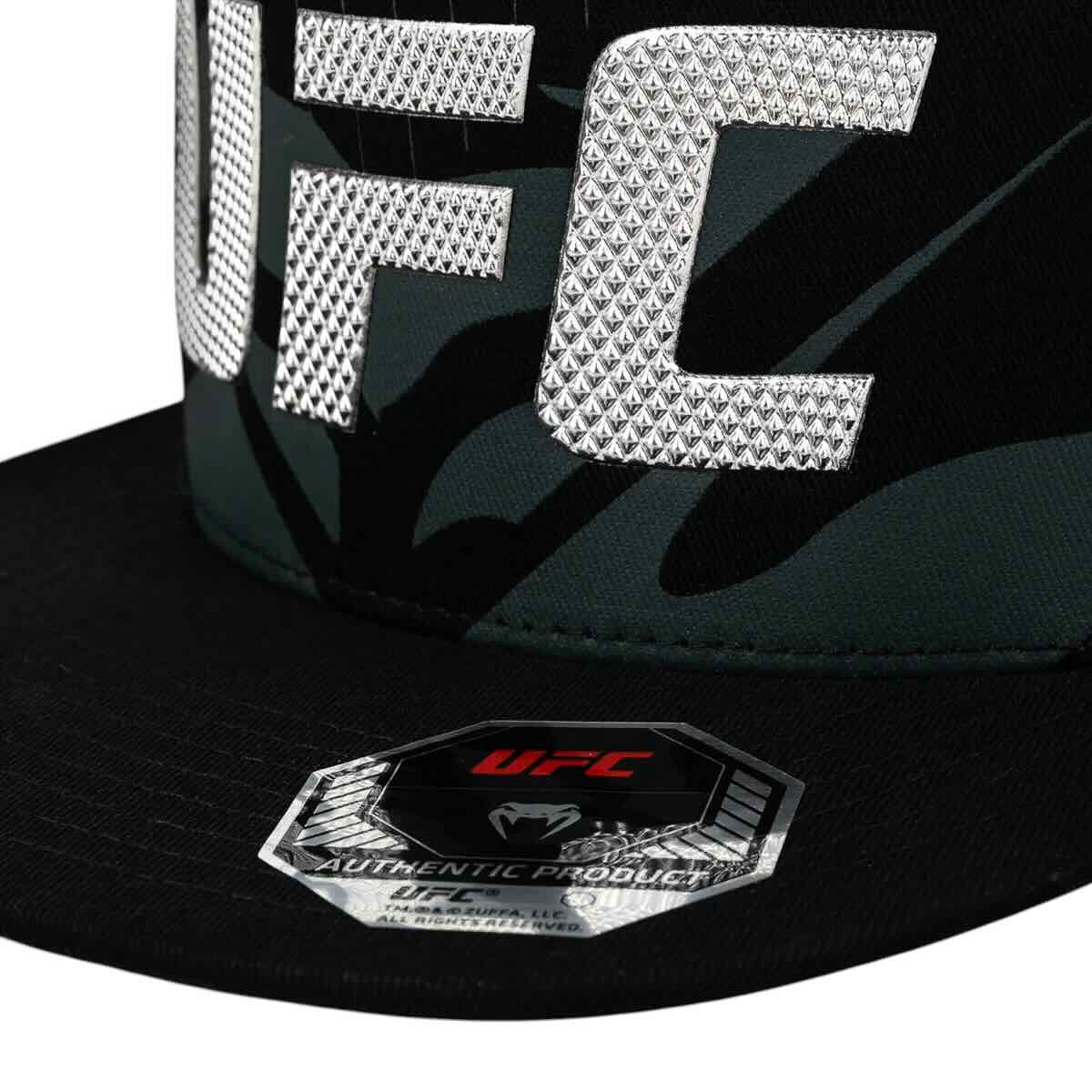 Casquette UFC Fusion Venum noire et or avec logo métal et broderies MMA