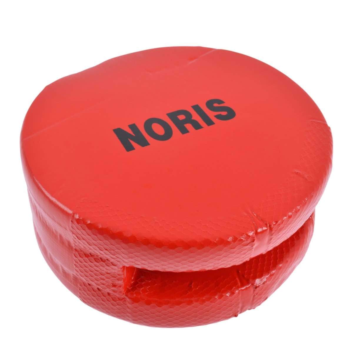 Red Noris Cible main de Karaté training target pad for precision and coordination in martial arts