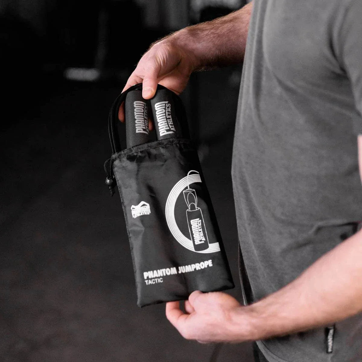 Corde à sauter Tactic Phantom Athletics noire pour endurance et entraînement sportif