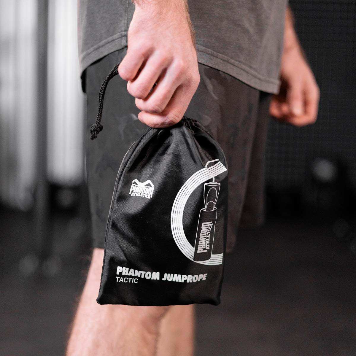 Corde à sauter Tactic Phantom Athletics noire pour entraînement de boxe et MMA, confortable et ajustable.