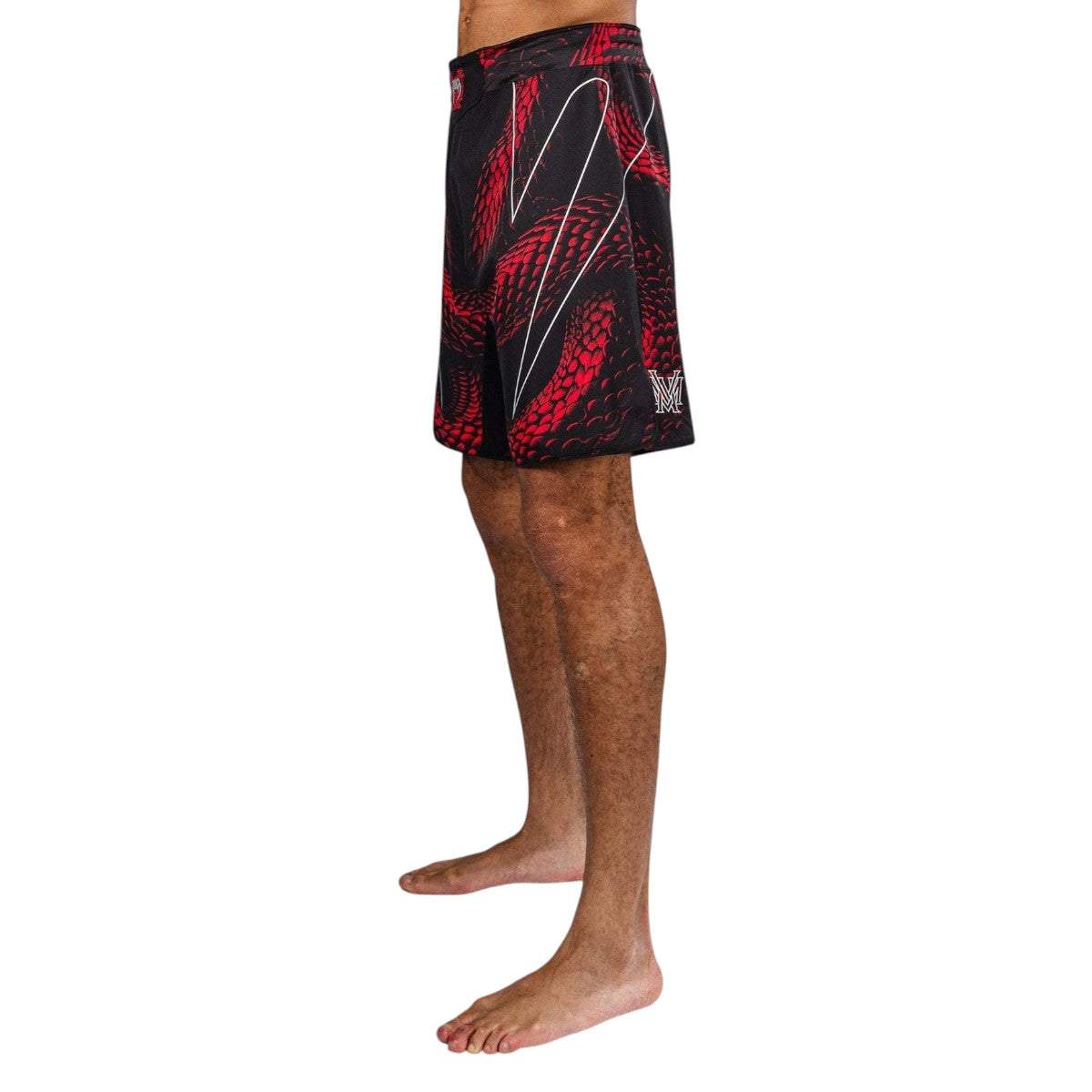 Fightshort Venum Matupa noir rouge argent pour MMA et grappling, léger et résistant