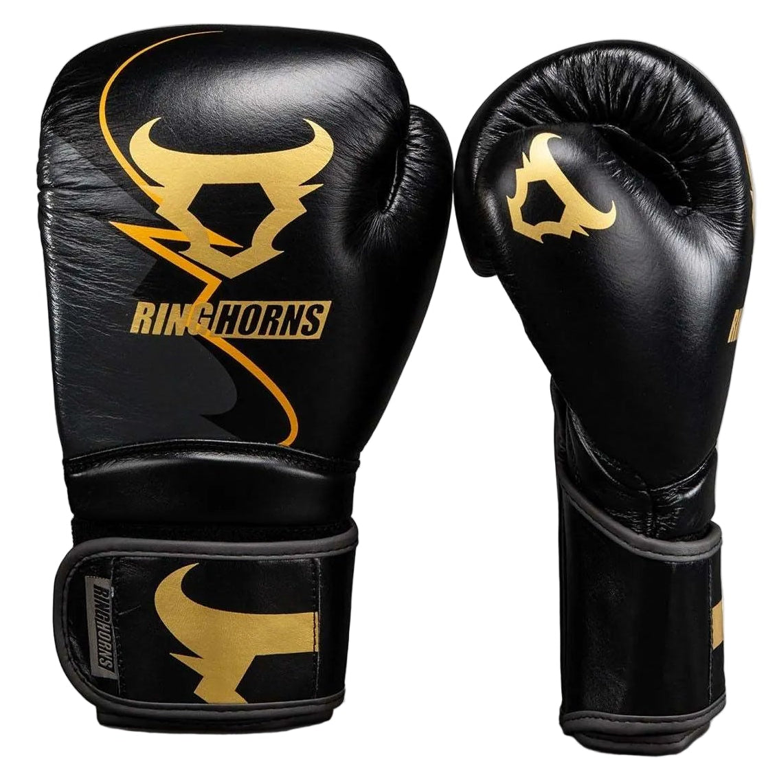Gants de boxe Venum noir et or avec mousse absorbante et maintien velcro pour entraînement boxe et muay-thaï