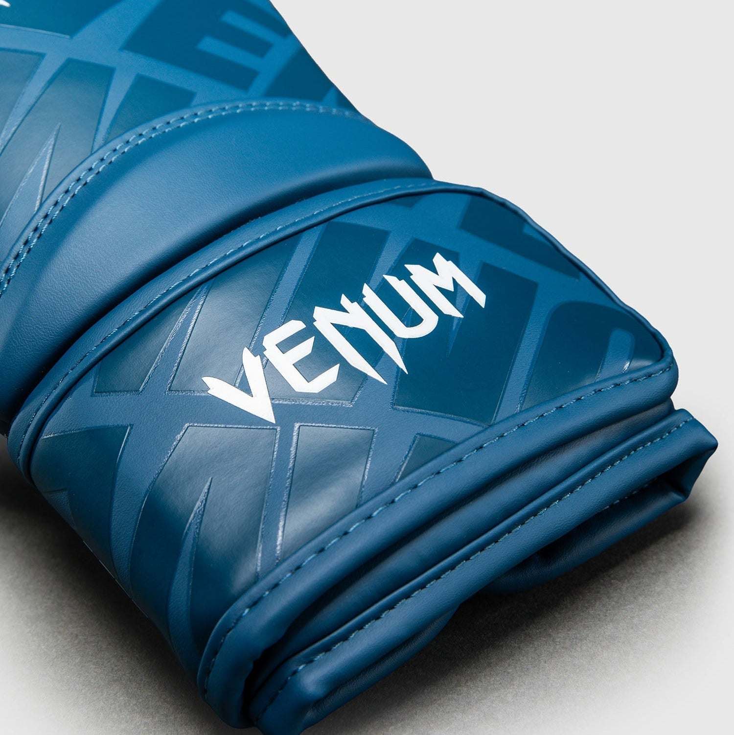 Gants de boxe Venum Contender 1.5 Xt 3d bleu marine avec maintien poignet et mousse multi-couches