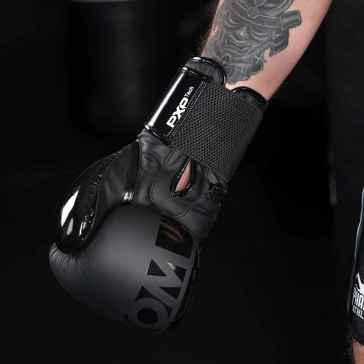 Gants de Boxe APEX Speed noirs légers et végan pour entraînement et compétition