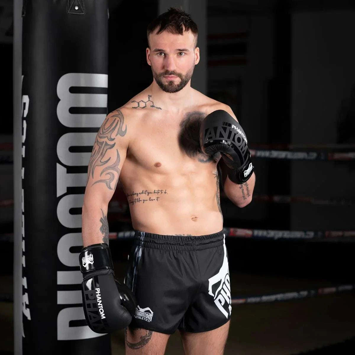 Gants de Boxe APEX Speed noirs légers et végan pour entraînement et compétition