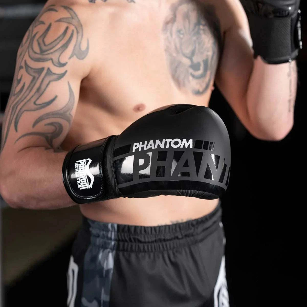 Gants de Boxe APEX Speed noirs mats légers et végan pour entraînement intensif