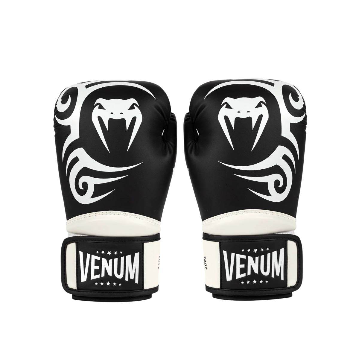 Gants de boxe Venum Giant 2.0 Mike Tyson en cuir noir et blanc avec design serpent et motif tribal.