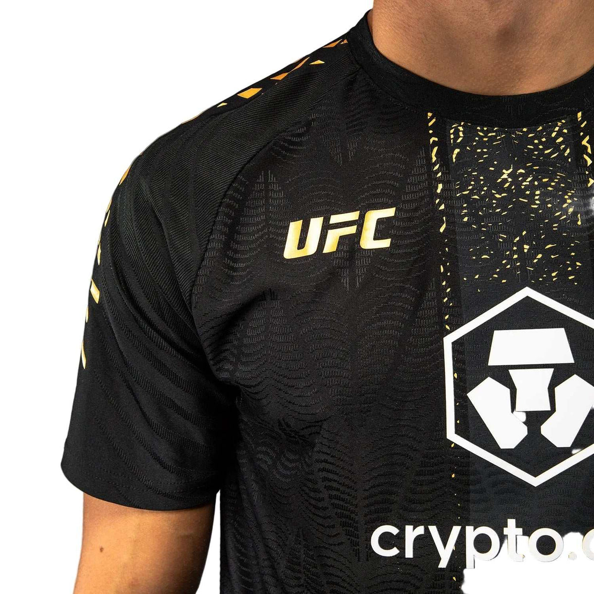 T-shirt Dry Tec Venum UFC noir et or respirant et léger pour MMA