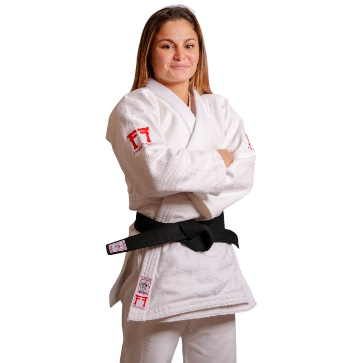 Kimono de Judo IJF Fighting Films 650 Super Slim blanc pour jeunes judokas, léger et adapté compétition