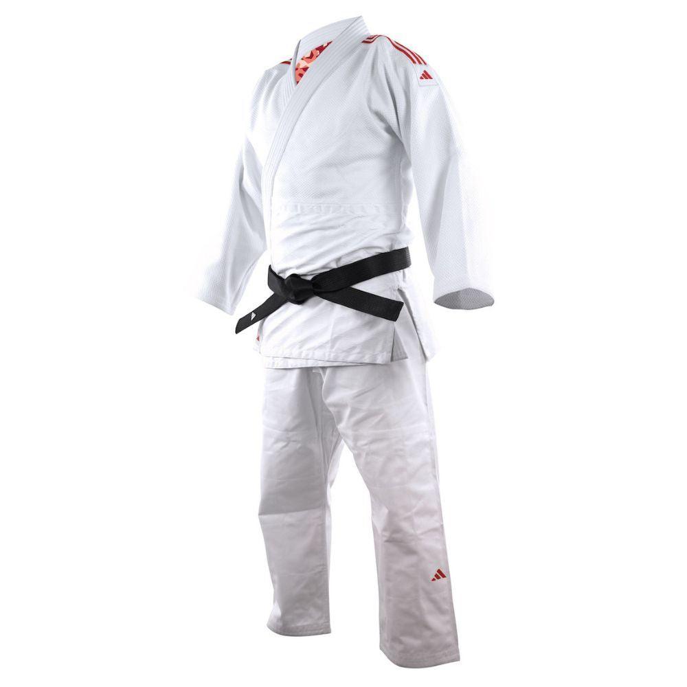 White Kimono de Judo Adidas J690 Quest with black belt and red Adidas stripes for training and competition