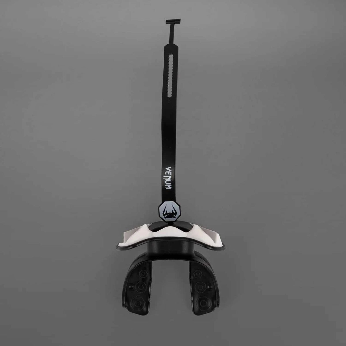Protège-dents Venum Elite OG Edition noir et blanc avec ventilation optimale pour sports de combat