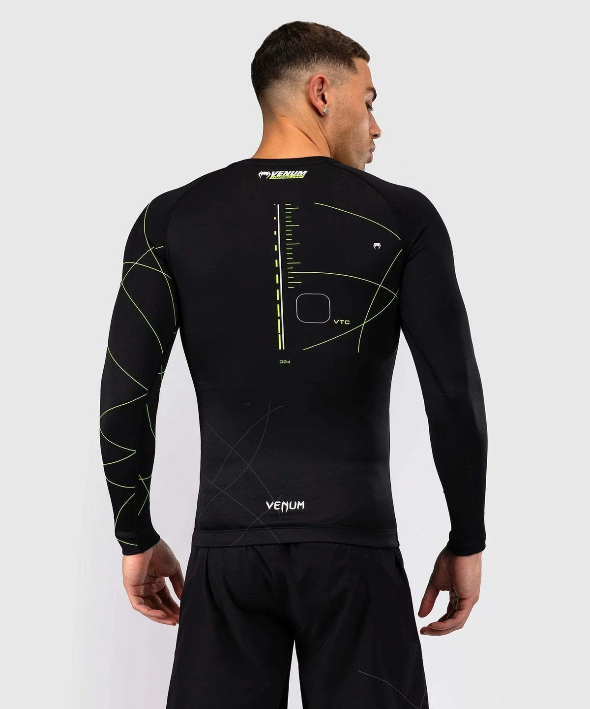 Rashguard Manches Longues Venum Training Camp 4.0 - Noir/Vert Fluo