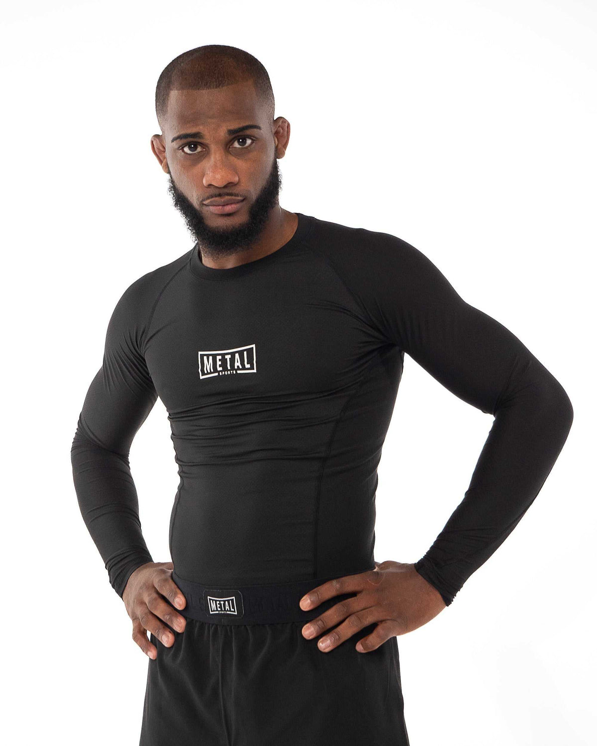 Rashguard Performance Manches Longues noir respirant et ajusté Metal Boxe