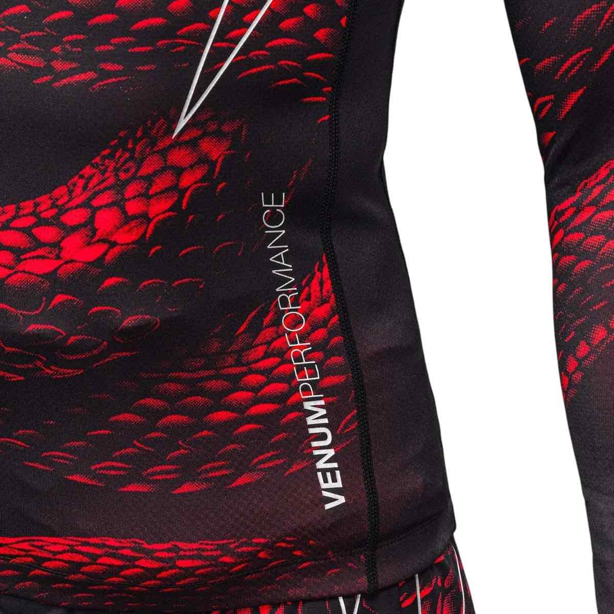 Rashguard manches longues Venum Matupa noir rouge argent pour grappling et MMA