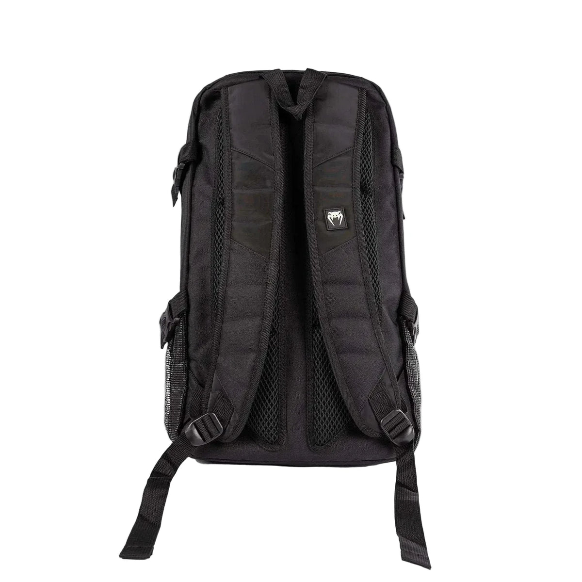 Sac à dos Venum Shockwave noir robuste et organisé pour sports de combat avec multiples poches et bretelles rembourrées