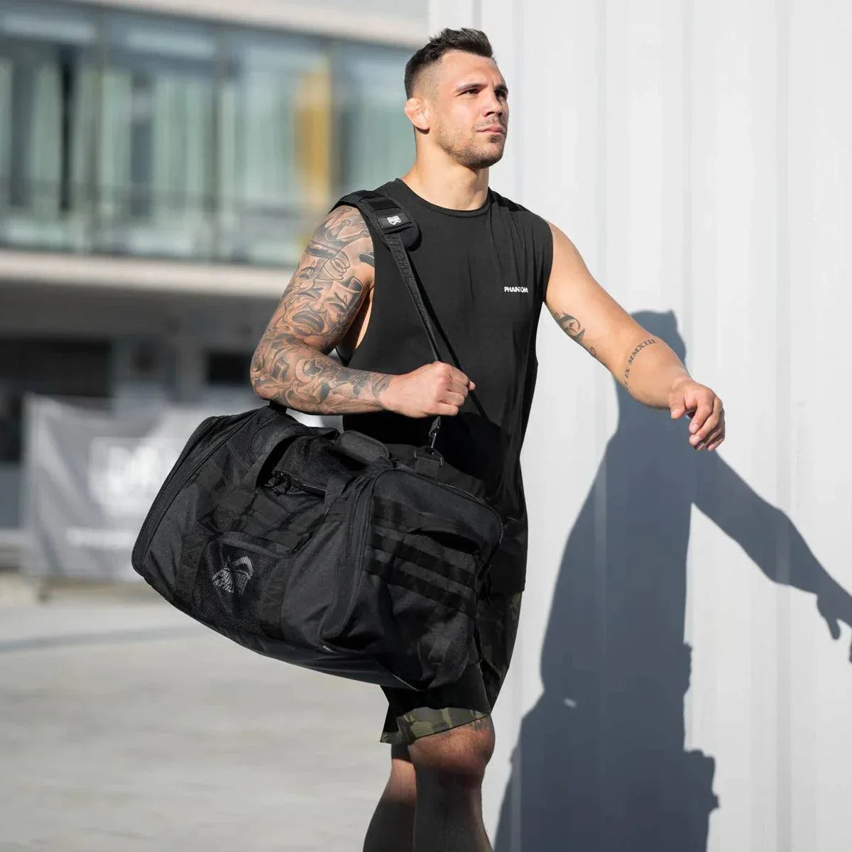 Sac de sport Tactic Phantom Athletics noir 70L résistant et fonctionnel pour arts martiaux