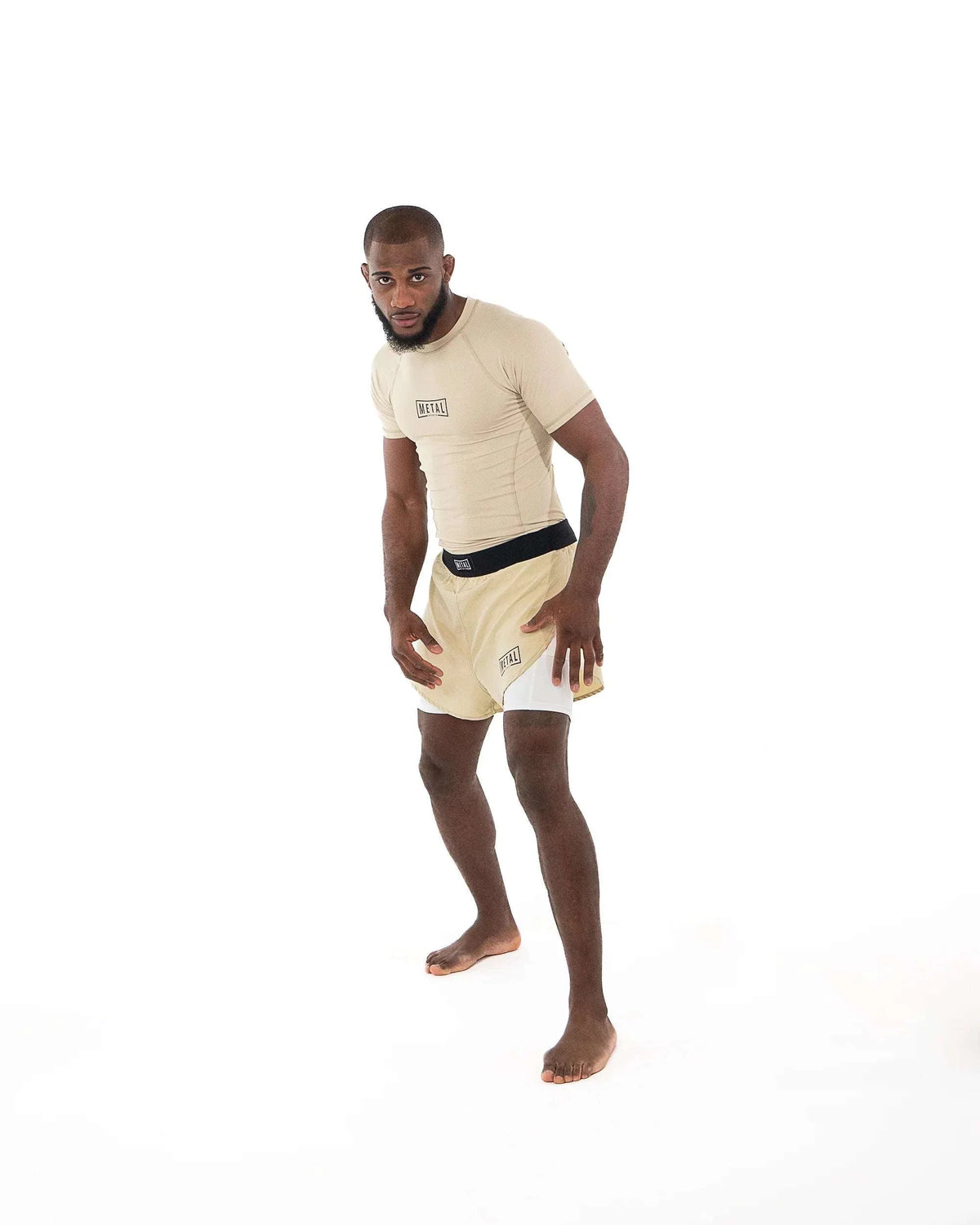 Short 2en1 – Metal Boxe léger et compressif pour MMA avec poche pratique et ceinture élastique