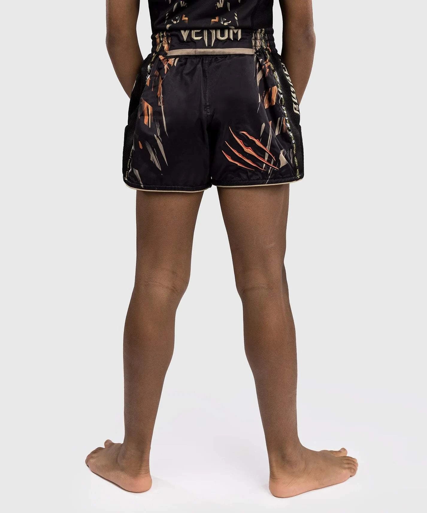 Short Muay Thai Venum enfant Tiger - Noir/Orange Néon