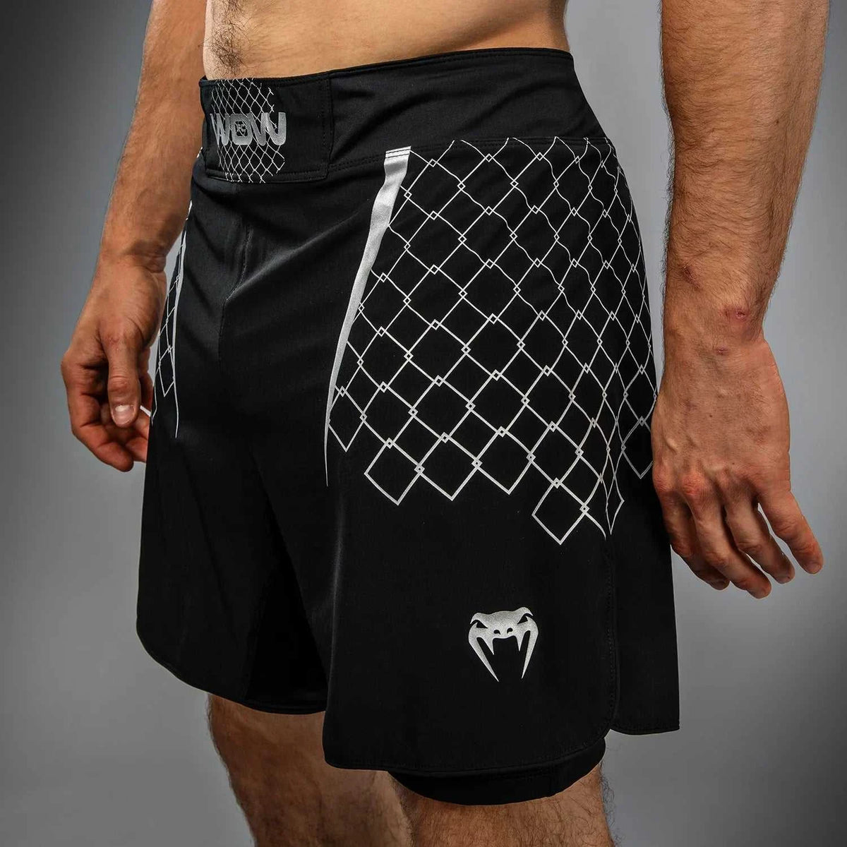 Short de Combat Venum noir et gris léger