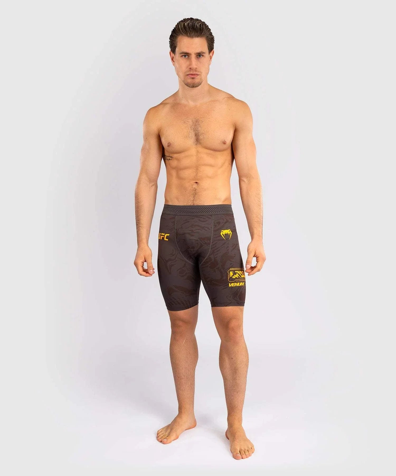UFC Fusion par Venum short Vale Tudo compression shorts for MMA training with element-inspired design