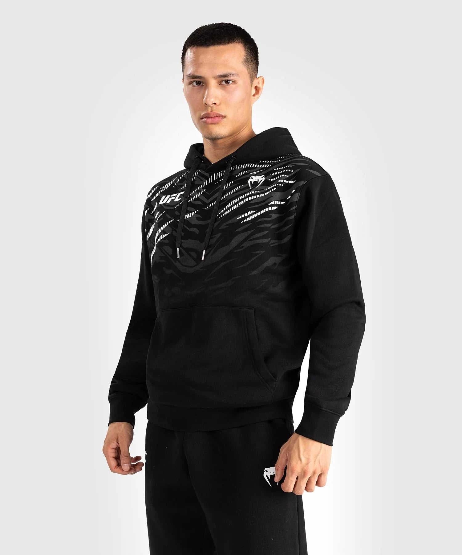 Sweatshirt à Capuche pour Hommes UFC Fusion by Venum Replica
