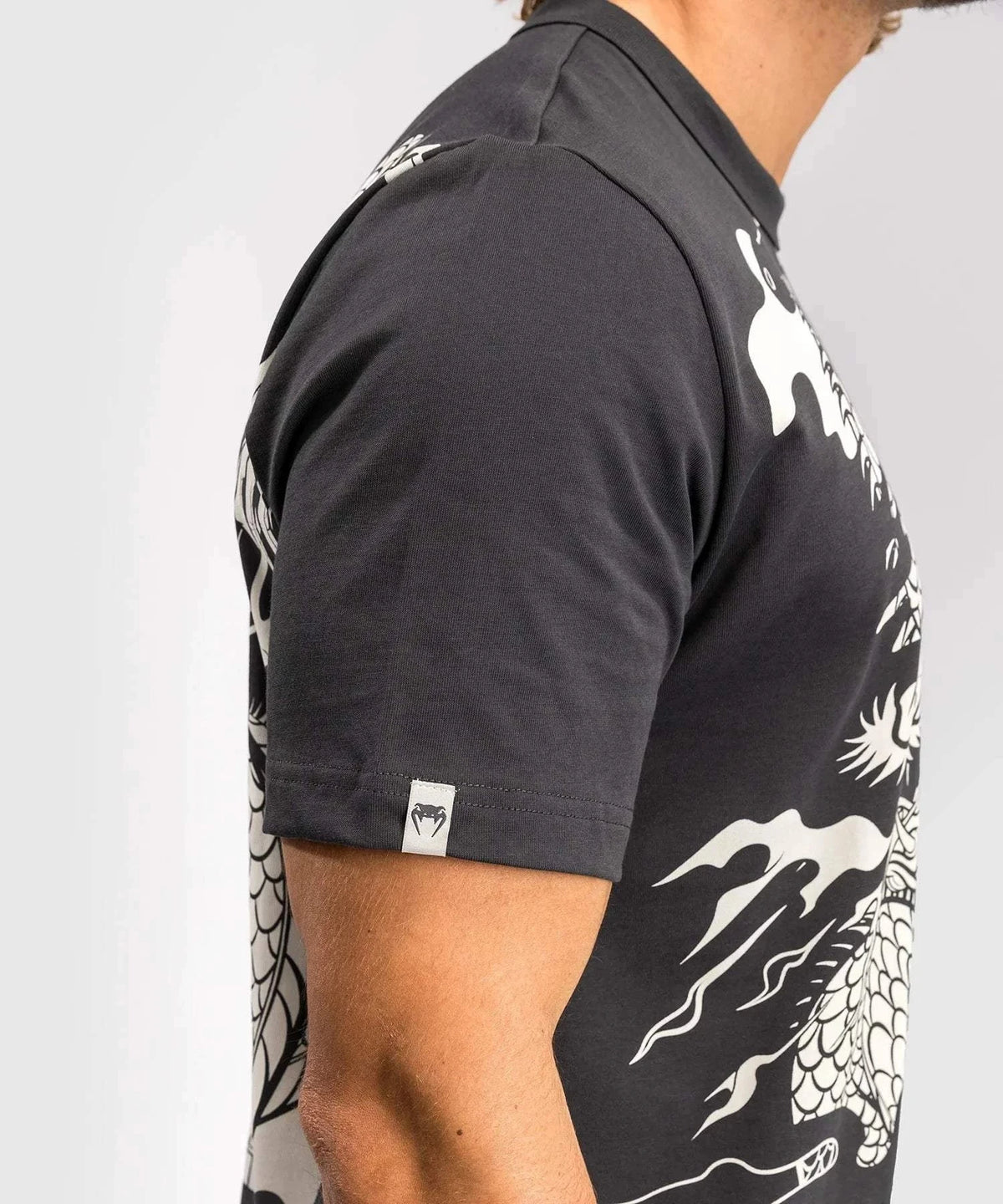 T-shirt Venum Dragon’s Flight côté