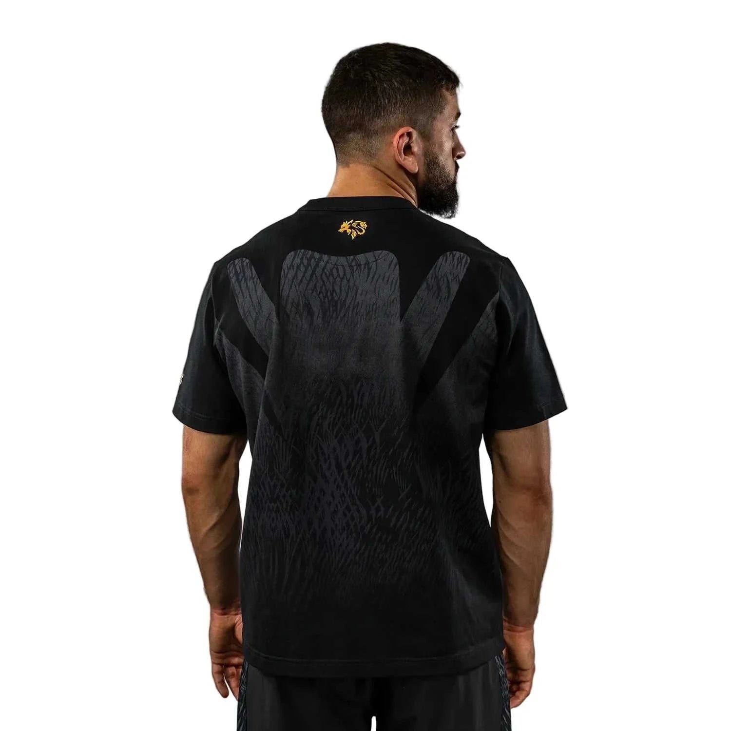 T-shirt Venum x Chimaev Wild Borz noir et gris, respirant et confortable, design MMA inspiré de Khamzat Chimaev