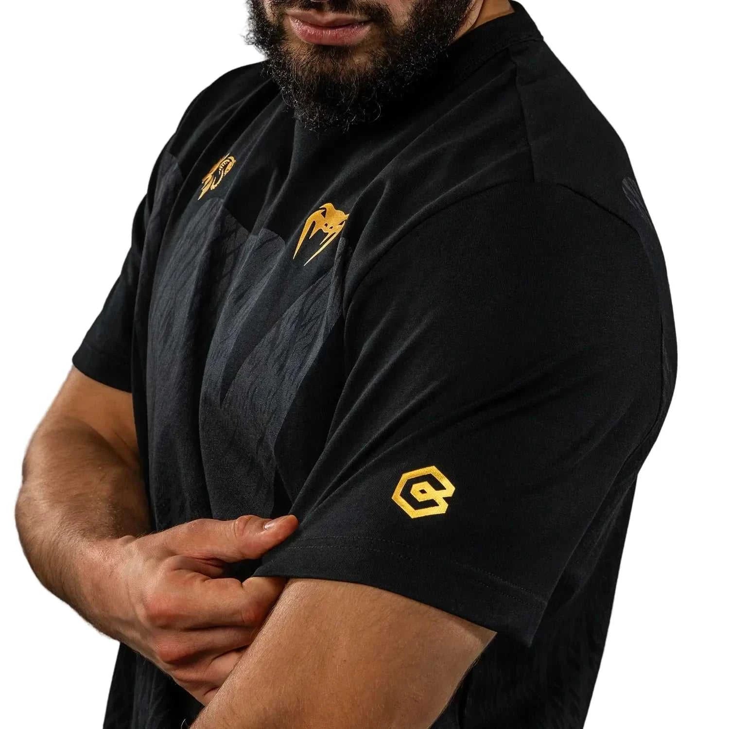 T-shirt Venum x Chimaev Wild Borz noir et gris léger et respirant pour entraînement MMA