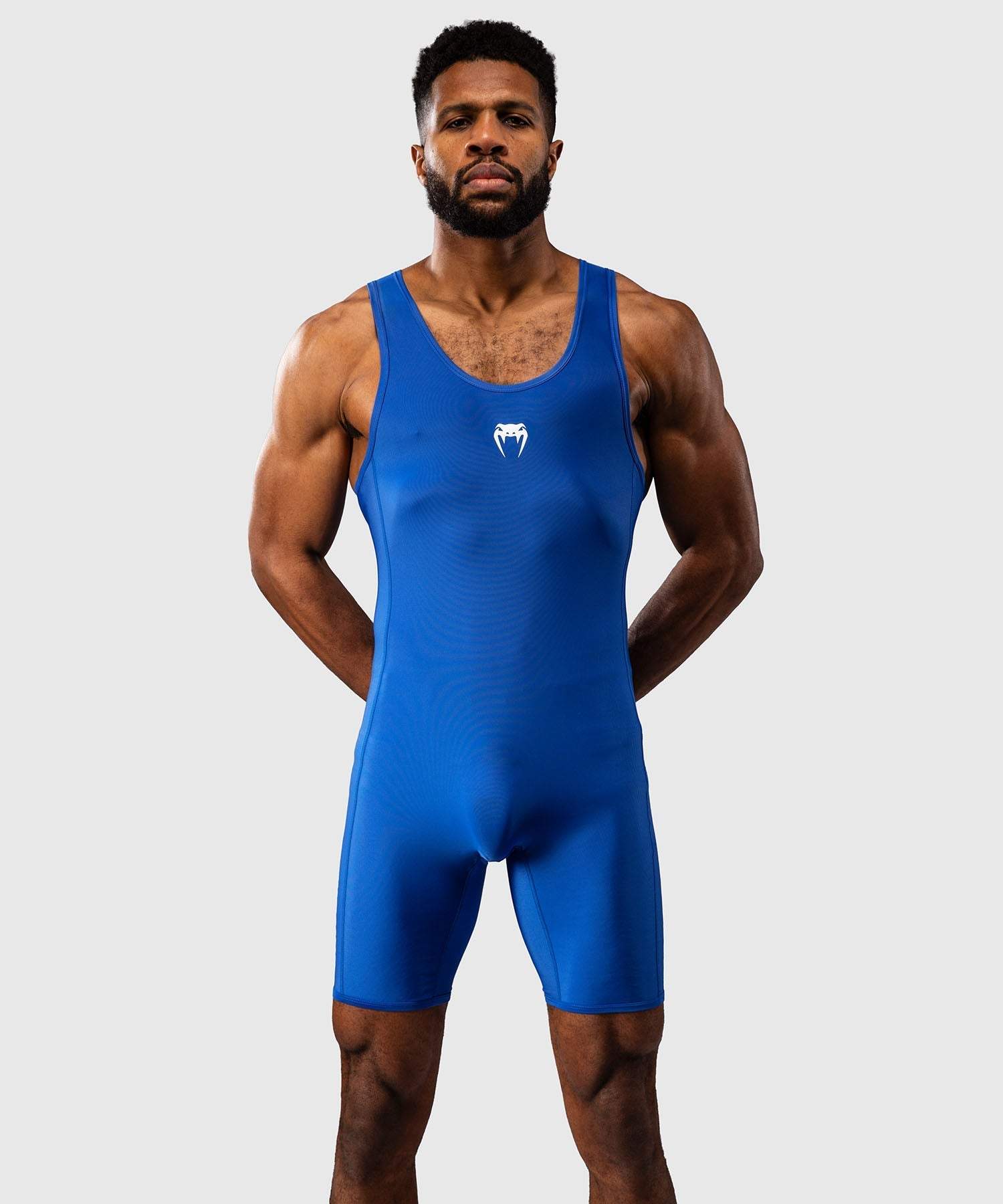 Combinaison de lutte Venum noire pour homme, tissu compressif et extensible, idéale pour entraînement et compétition