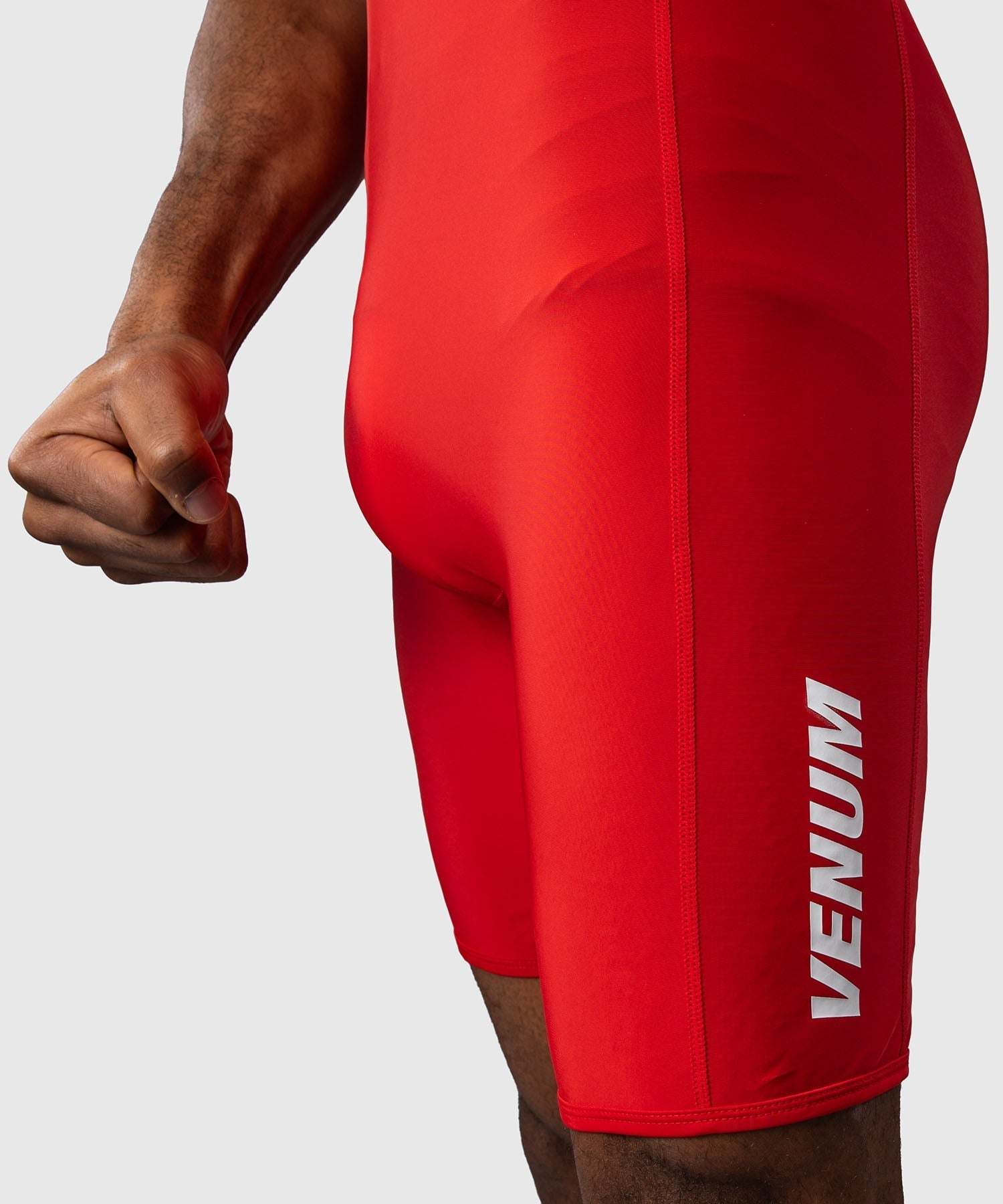 Tenue de lutte homme Venum noire compressive sans manches pour entraînement et compétition