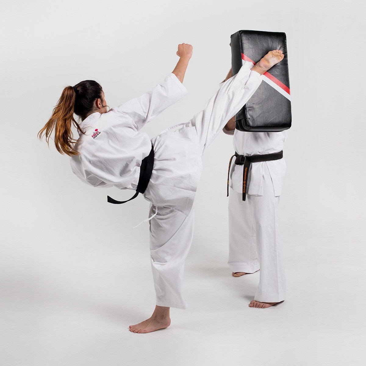 Bouclier de Frappe Fuji Mae Basic Line – Puissance & Précision