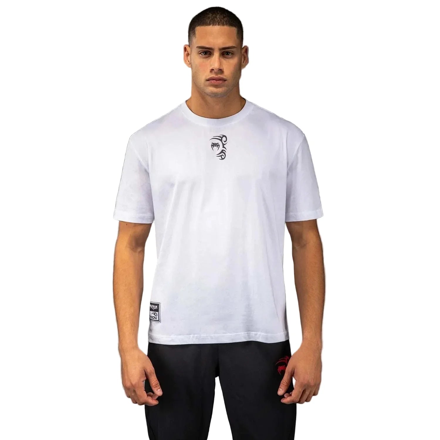 T-shirt Venum x Mike Tyson avec design Tigre noir et blanc, style sportswear pour boxe et training