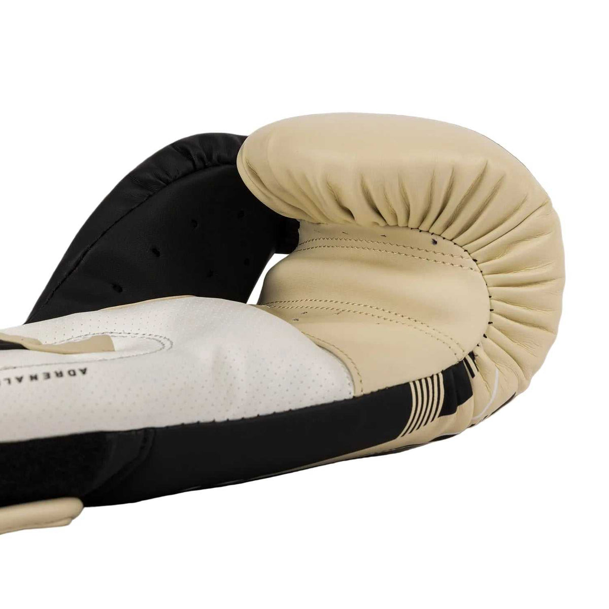 Gants de boxe Venum Adrenaline noir et ivoire pour boxe, kickboxing et Muay Thaï, mousse triple densité, cuir PU premium, confort et durabilité.