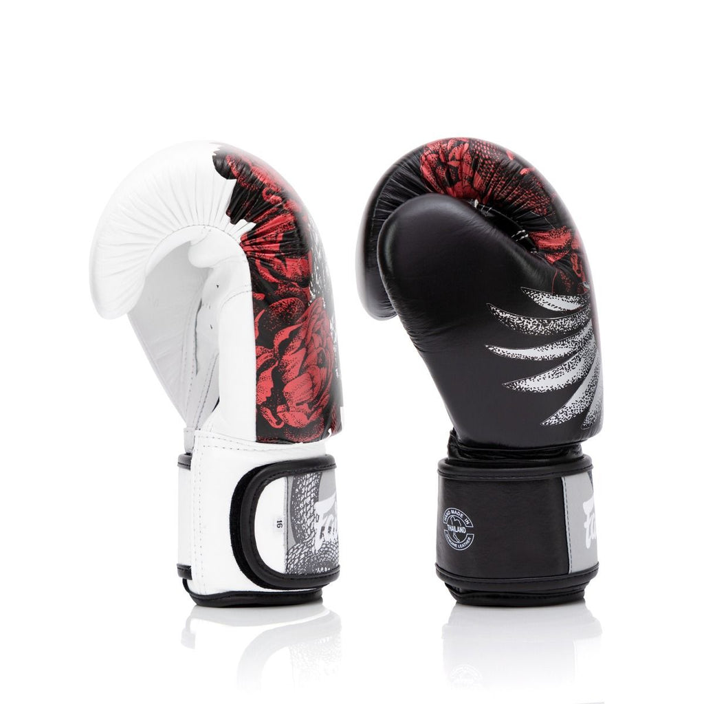 Gants de boxe Fairtex The Beauty of Survival de profil