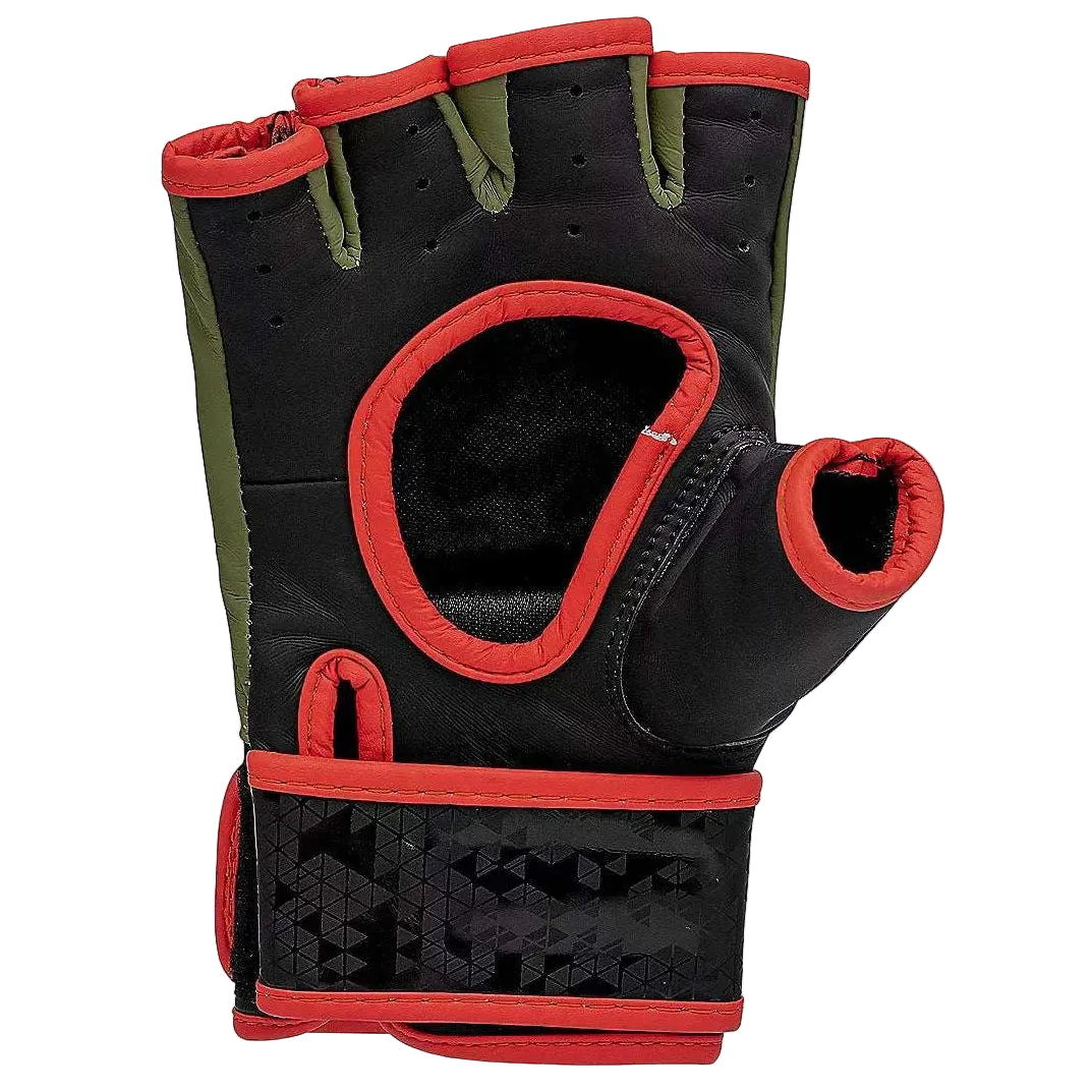 Gants de boxe MMA adidas Combat 50 en couleur camoline kaki pour entraînement et grappling