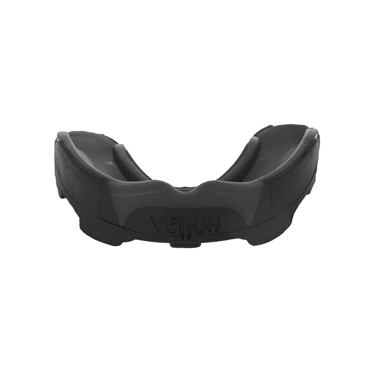 Protège-dents Venum Predator noir livré avec sa boîte de transport