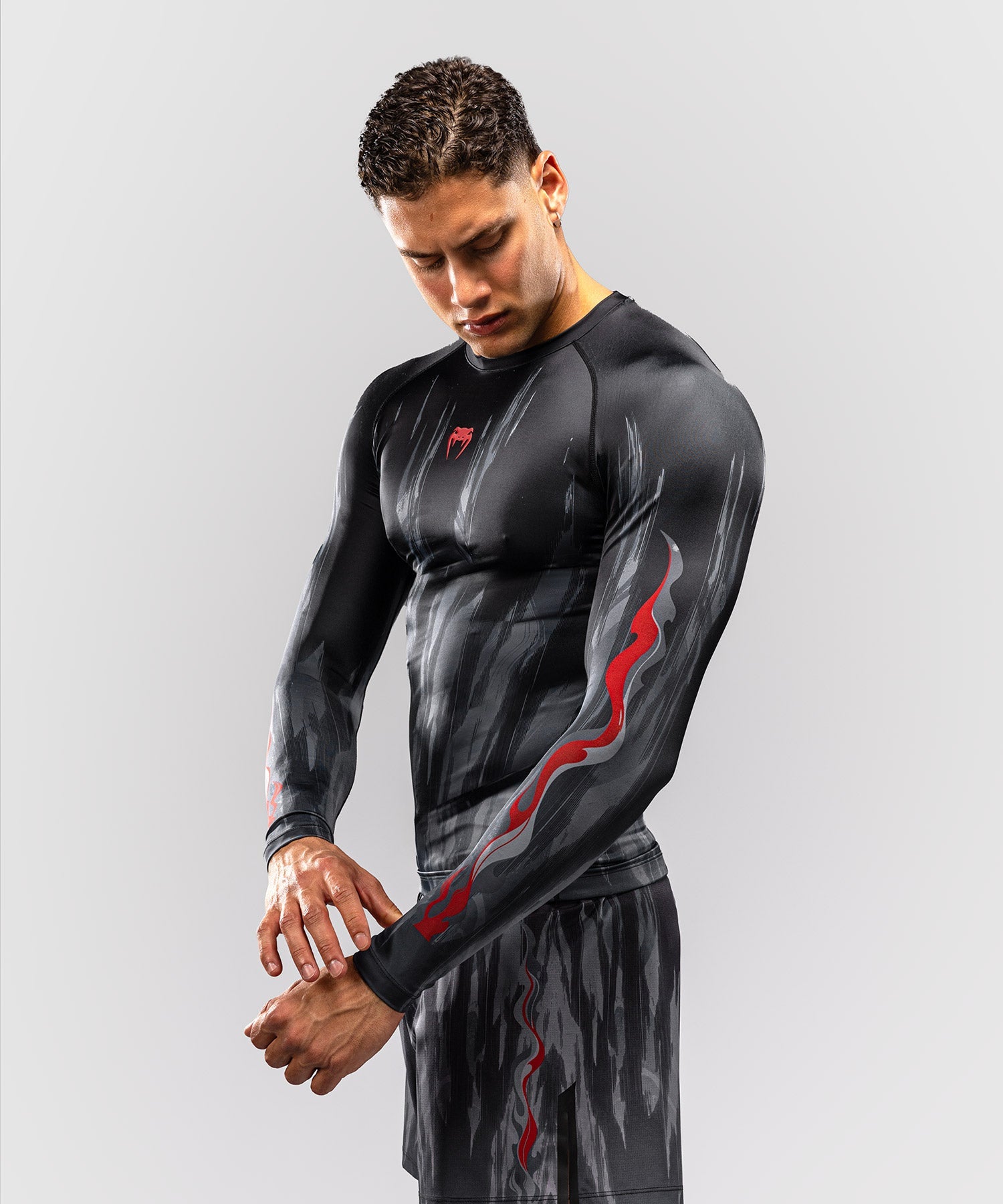 Rashguard Manches Longues Venum Demon Noir/Gris vue de détail