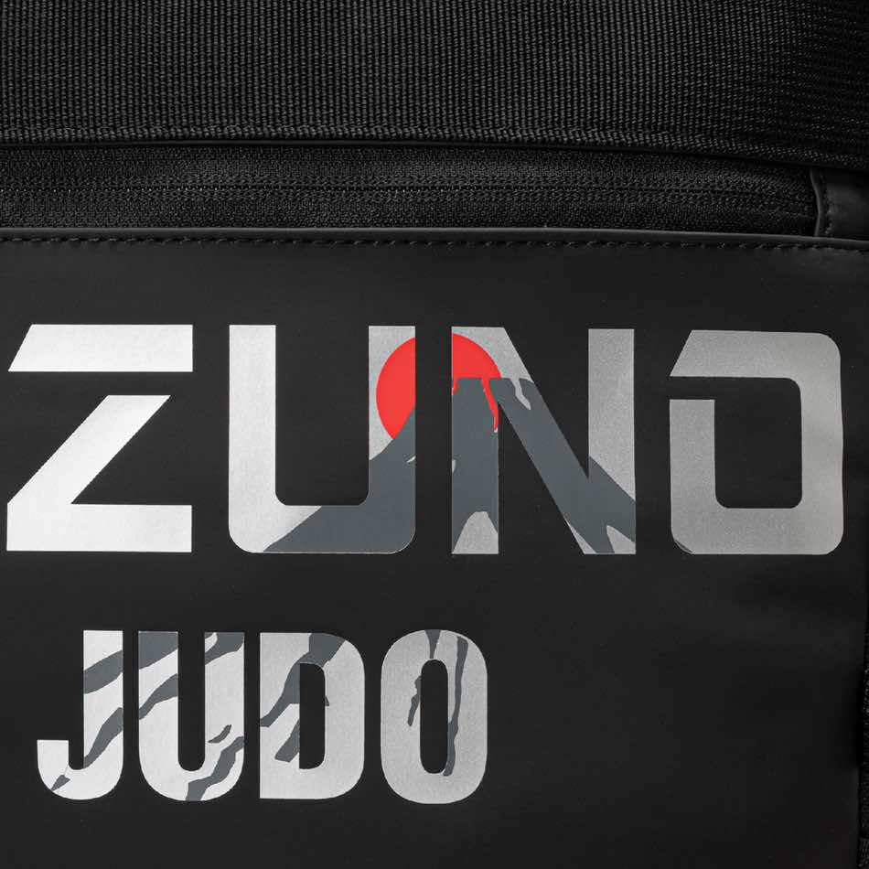 Sac à dos Mizuno Judo FUJI Line 30L noir avec marquage Kanji et compartiments multiples