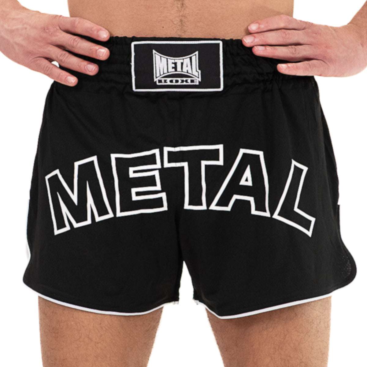 Short de boxe thaï Metal Boxe ONE noir léger et confortable pour Muay Thaï et kickboxing.