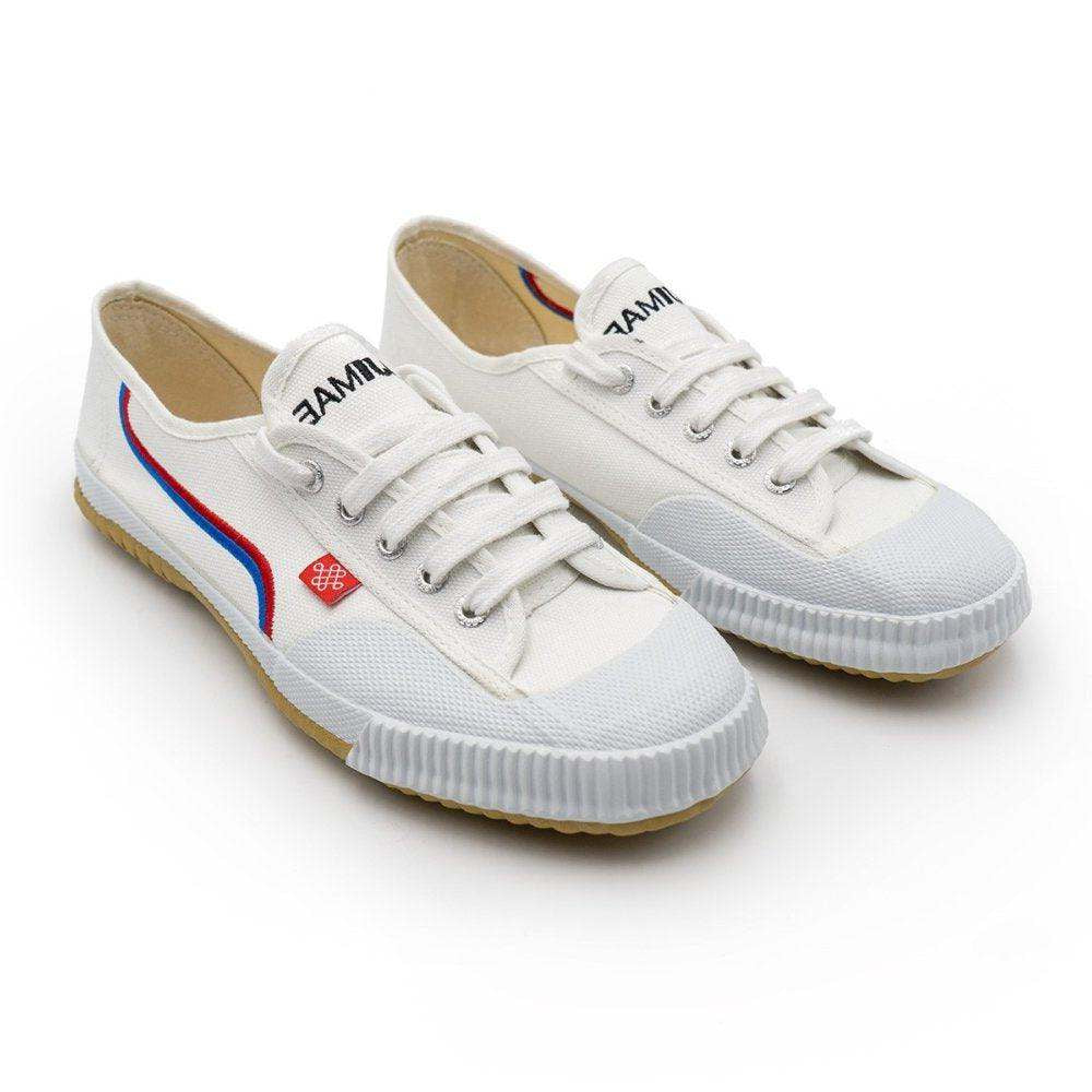 White Chaussures Shaolin FUJIMAE lightweight cotton canvas martial arts shoes with rubber sole for Kung Fu and Tai Chi